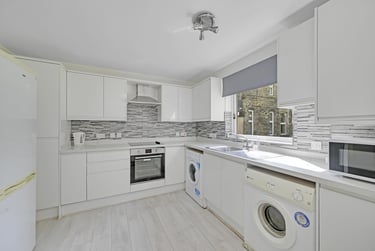 4 bed house, Broomhall Road, Broomhall, Sheffield, S102DN - Image 1