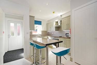 3 bed house, Edmund Road, Heeley, Sheffield, S24EN - Image 1