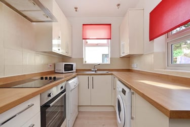 5 bed house, Edmund Road, Heeley, Sheffield, S24EH - Image 2