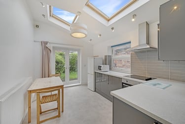 6 bed house, Cemetery Avenue, Sharrow, Sheffield, S118NT - Image 3