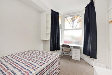 6 bed house, Cemetery Avenue, Sharrow, Sheffield, S118NT - Image 5