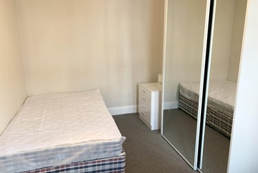 5 bed house, Vincent Road, Highfield, Sheffield, S71BY - Image 9