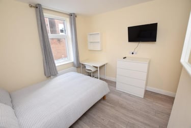 6 bed house, Rothesay Avenue, Radford, Nottingham, NG71PU - Image 5