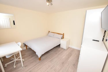 6 bed house, Rothesay Avenue, Radford, Nottingham, NG71PU - Image 7