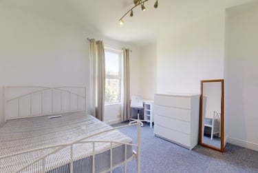 3 bed house, Shoreham Street, Heeley, Sheffield, S24FE - Image 4