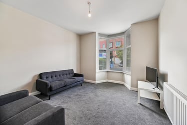 4 bed house, Shoreham Street, Heeley, Sheffield, S24FB - Image 1