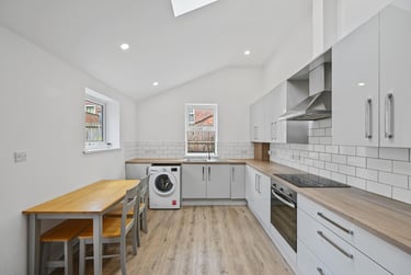 5 bed house, Rosedale Road, Sharrowvale, Sheffield, S118NW - Image 1