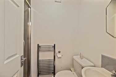 6 bed house, Westbrook Bank, Sharrowvale, Sheffield, S118YJ - Image 13