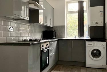 4 bed house, Duke Street, Heeley, Sheffield, S25QP - Image 3