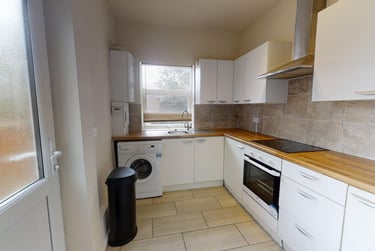 3 bed house, Edmund Road, Heeley, Sheffield, S24EG - Image 2