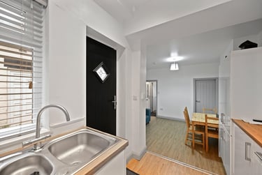 4 bed house, City Road, Heeley, Sheffield, S25HG - Image 5