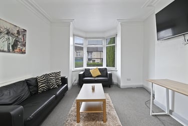 4 bed house, City Road, Heeley, Sheffield, S25HG - Image 8