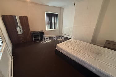 5 bed house, Thornville Mount, Hyde Park, Leeds, LS61JX - Image 6