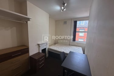 5 bed house, Thornville Mount, Hyde Park, Leeds, LS61JX - Image 11