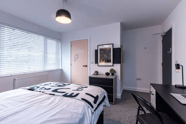 7 bed house, Clifton Boulevard, Dunkirk, Nottingham, NG72JH - Image 3