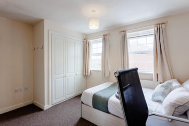 4 bed house, Kingfisher Way, City Centre, Loughborough, LE113NF - Image 6