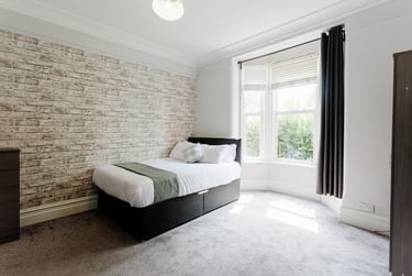 6 bed house, Cumberland Road, City Centre, Loughborough, LE115DE - Image 1