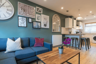 4 bed house, Larkdale Street, Radford, Nottingham, NG74FZ - Image 1