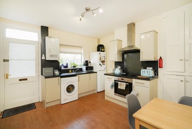 3 bed house, Edmund Road, Heeley, Sheffield, S24EN - Image 3