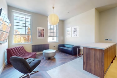 4 bed house, Wards End, City Centre, Loughborough, LE113HA - Image 1