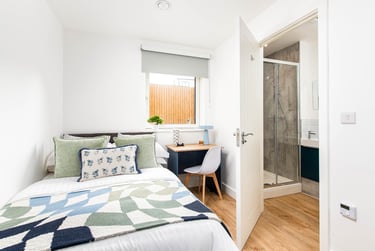 6 bed house, West Street, Bedminster, Bristol, BS33PN - Image 1