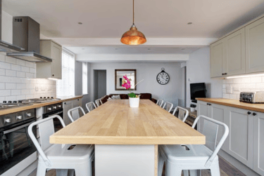 8 bed house, Peel Street, Arboretum, Nottingham, NG14GR - Image 1