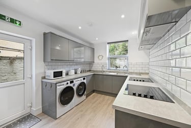 9 bed house, Brunswick Street, Broomhall, Sheffield, S102FL - Image 3