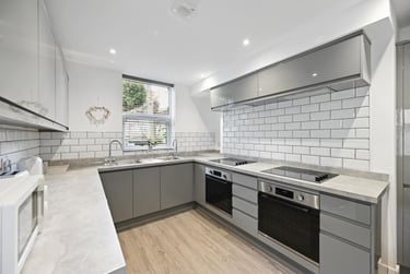 9 bed house, Brunswick Street, Broomhall, Sheffield, S102FL - Image 4