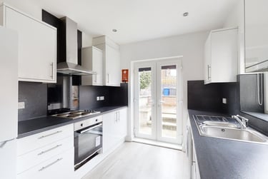 4 bed house, Shoreham Street, Heeley, Sheffield, S24FA - Image 3