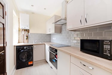 3 bed house, Edmund Road, Heeley, Sheffield, S24EN - Image 1