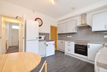 4 bed house, Parkfield Place, Highfield, Sheffield, S24TH - Image 1