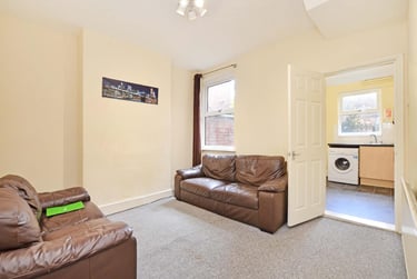 3 bed house, Midland Street, Heeley, Sheffield, S14SZ - Image 2