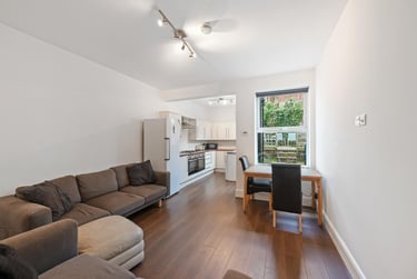 6 bed house, Khartoum Road, Sharrowvale, Sheffield, S118RD - Image 1