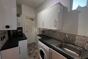 3 bed house, Quarry Mount Terrace, Rampart Road, Leeds, LS62JG - Image 11