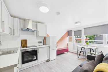 2 bed house, The Groves, Georgian Quarter, Liverpool, L77ET - Image 2