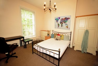 6 bed house, Hanover Square, Devonshire Green, Sheffield, S37UA - Image 6