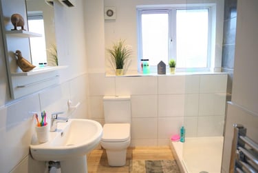 3 bed house, Barnsdale Close, City Centre, Loughborough, LE115AN - Image 4