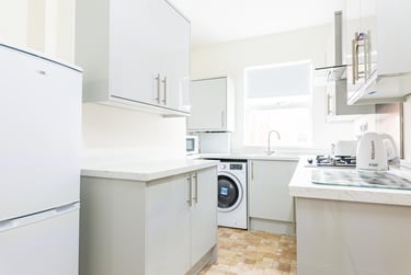 5 bed house, Shoreham Street, Heeley, Sheffield, S24FB - Image 2