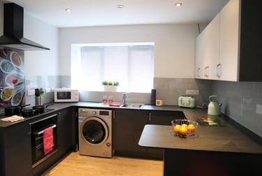 3 bed house, Barnsdale Close, City Centre, Loughborough, LE115AN - Image 5