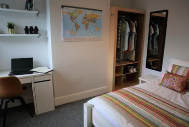 5 bed house, Oxford Street, City Centre, Loughborough, LE115DR - Image 4