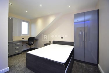 4 bed house, Victoria Road, Hyde Park, Leeds, LS61DU - Image 2