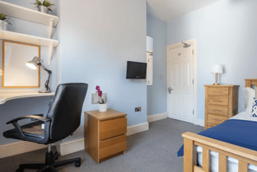 6 bed house, York Road, City Centre, Loughborough, LE113DA - Image 3
