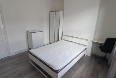 3 bed house, Priestley Street, Heeley, Sheffield, S24DD - Image 4