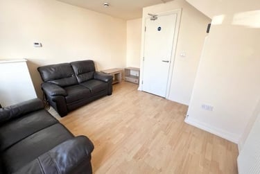 4 bed house, Bosworth Street, Crookes, Sheffield, S101HB - Image 2