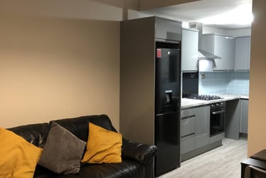 3 bed house, South View Road, Highfield, Sheffield, S71DB - Image 2