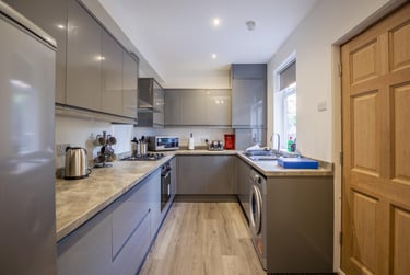 5 bed house, Shoreham Street, Heeley, Sheffield, S24FA - Image 1
