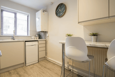 3 bed house, Victoria Road, Hyde Park, Leeds, LS61PD - Image 3