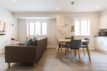 3 bed house, Victoria Road, Hyde Park, Leeds, LS61PD - Image 2