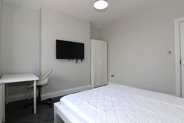 4 bed house, Priestley Street, Heeley, Sheffield, S24DD - Image 4