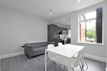 4 bed house, Clough Road, Heeley, Sheffield, S14TA - Image 3